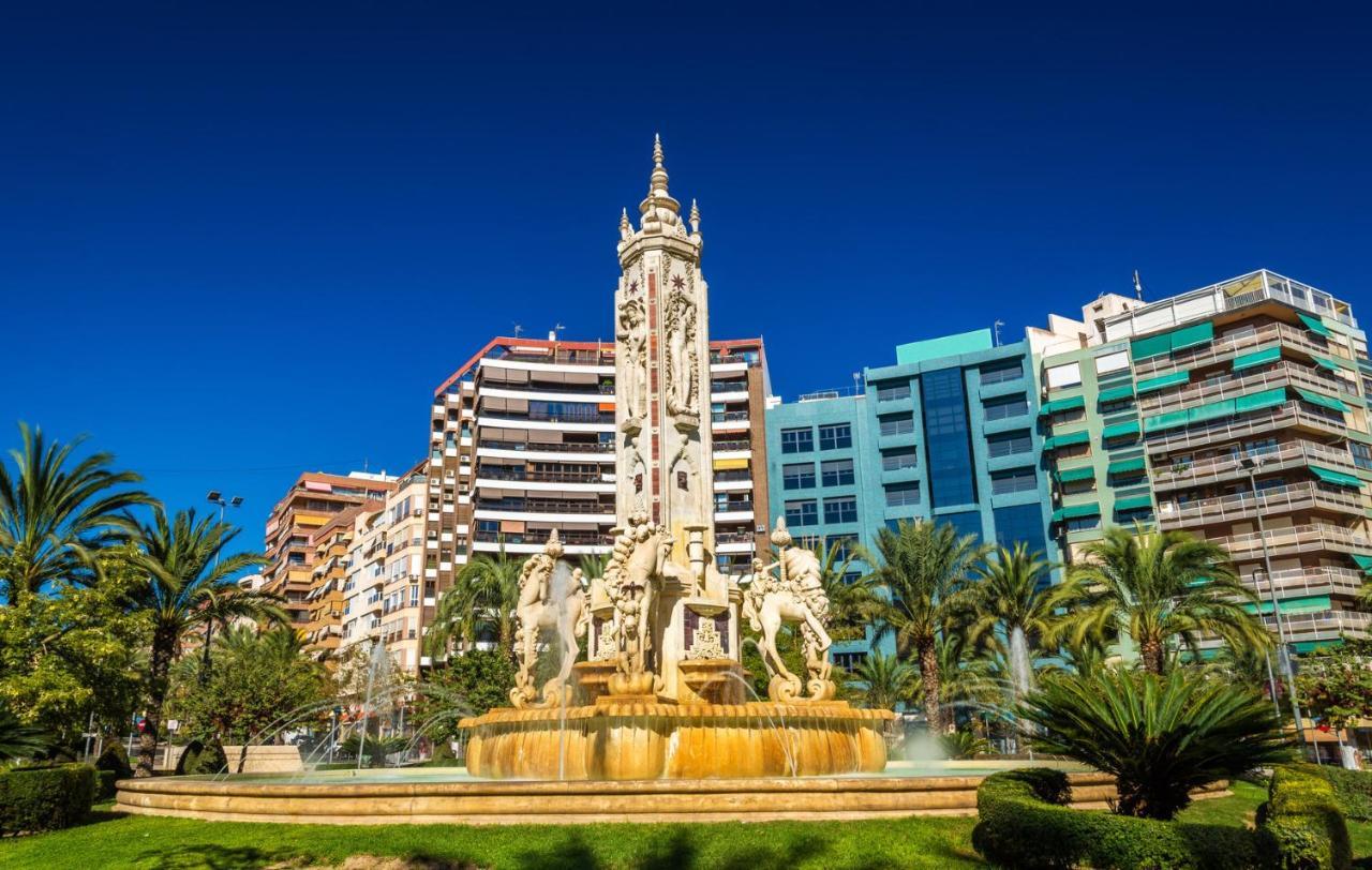 Apartmán Alicante Colorful Center Bajo Exteriér fotografie